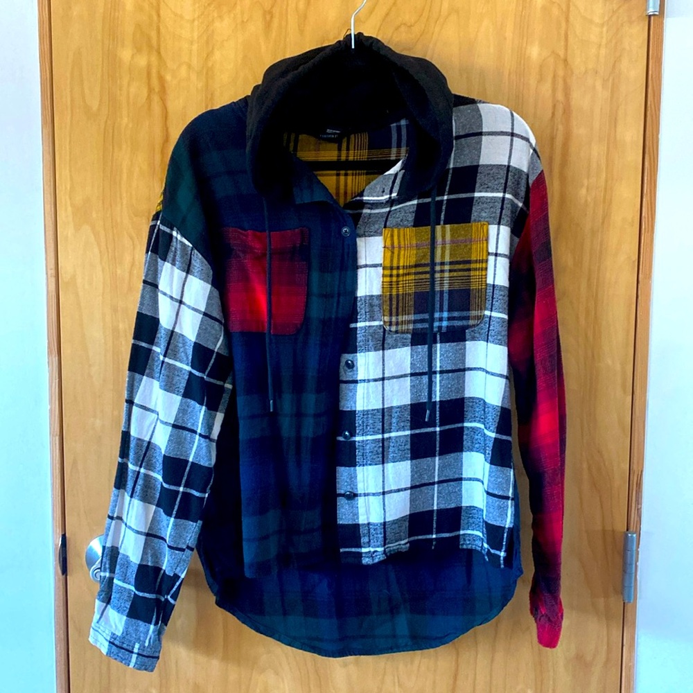 Forever 21 Multicolor Hooded Button-Down Flannel, Large